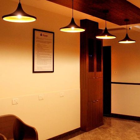 Hotel Saineel Mumbai Exterior photo