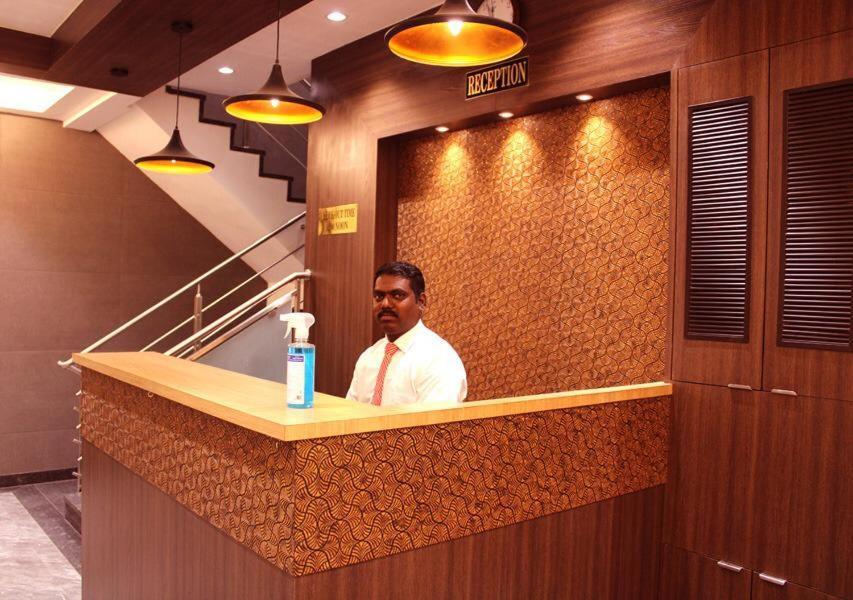 Hotel Saineel Mumbai Exterior photo
